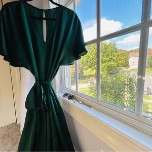 Abercrombie and Fitch Short Sleeve Emerald Satin Jumpsuit💚